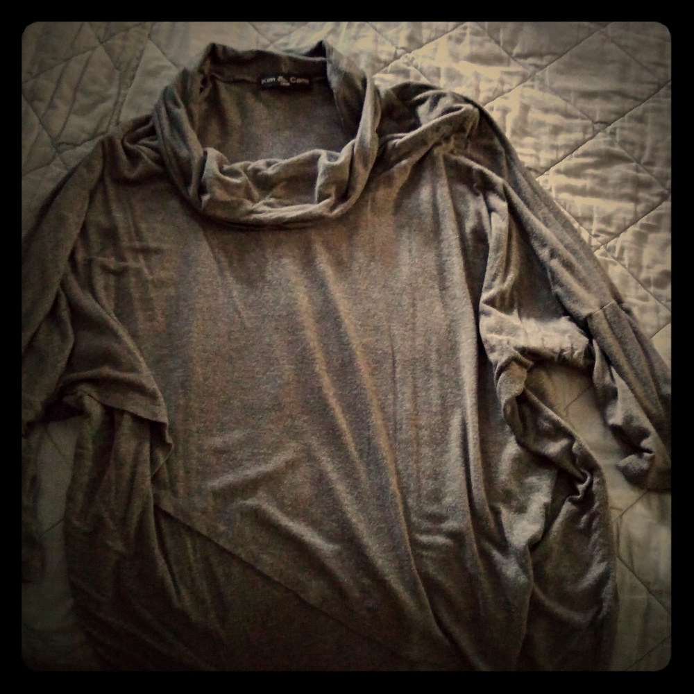 3/4 sleeve. Shirt